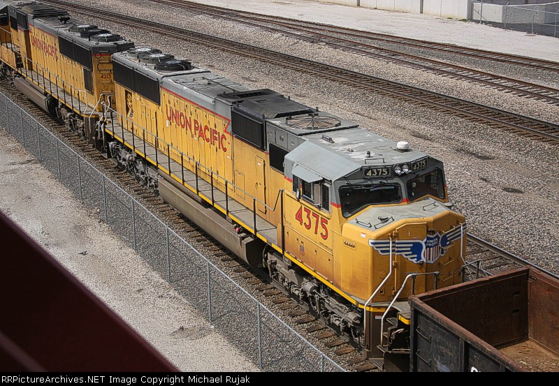 UP 4375